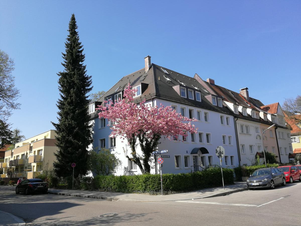 Boardinghouse Munchen-Laim Hotel Buitenkant foto