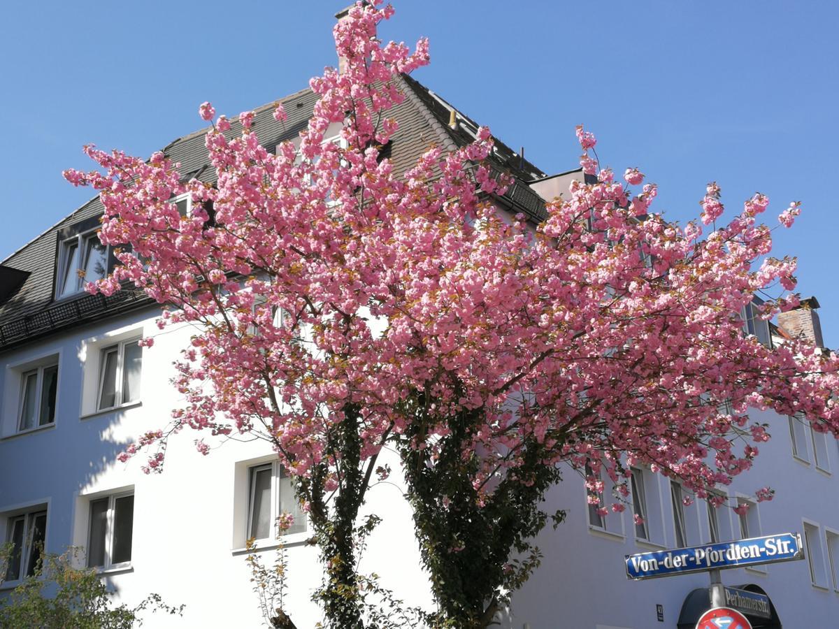 Boardinghouse Munchen-Laim Hotel Buitenkant foto